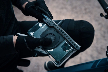 Wodoszczelne etui na telefon FIDLOCK VACUUM